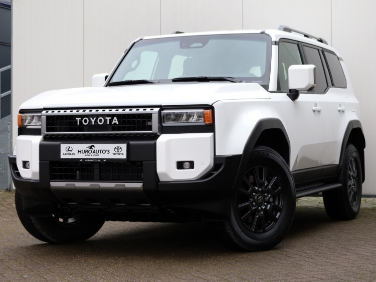 Toyota Land Cruiser 2.8 D-4D Blind Van Navigator | Leder | Stoelverwarming | Trekhaa