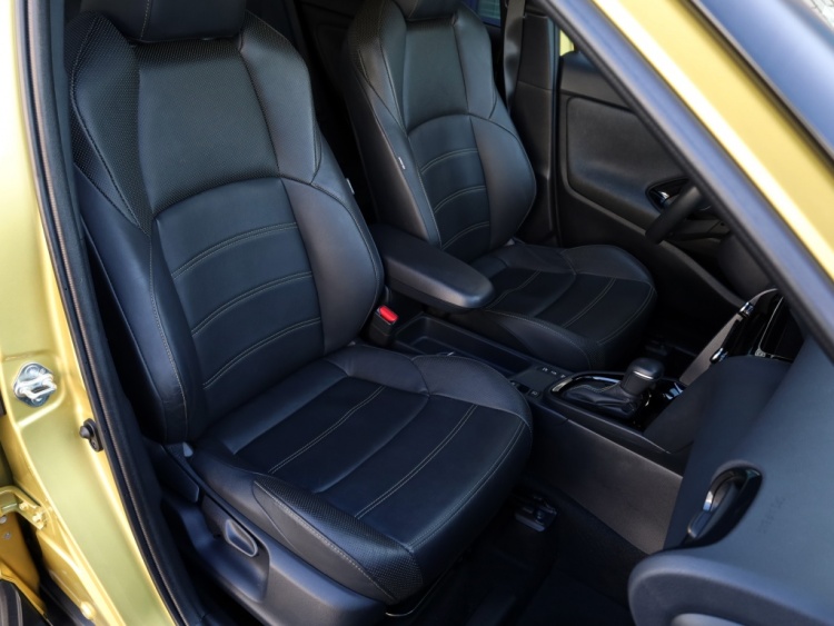 Toyota Yaris Cross 1.5 Hybrid Launch Edition | Bi-Tone | Leder | JBL Audio