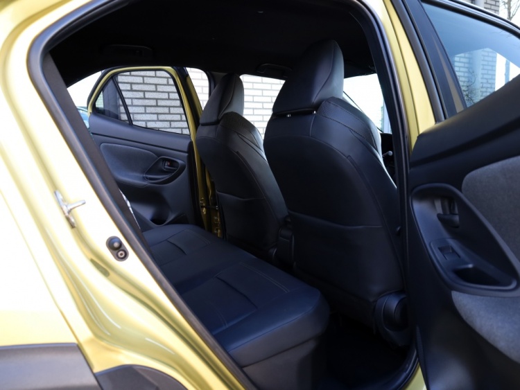 Toyota Yaris Cross 1.5 Hybrid Launch Edition | Bi-Tone | Leder | JBL Audio