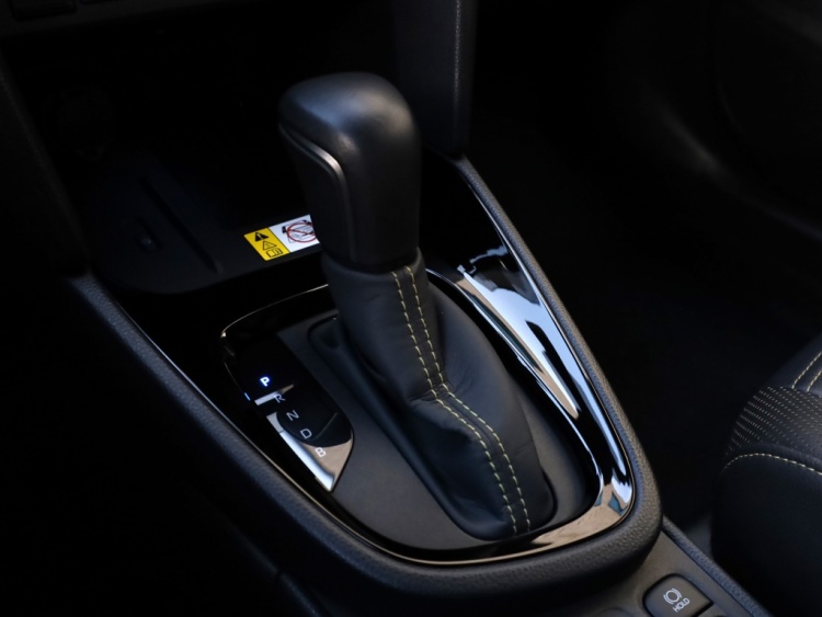 Toyota Yaris Cross 1.5 Hybrid Launch Edition | Bi-Tone | Leder | JBL Audio