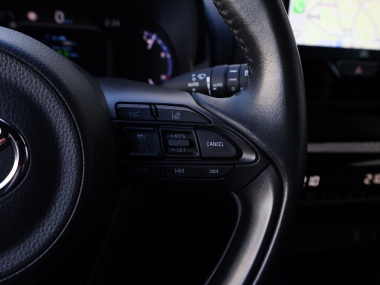 Toyota Yaris Cross 1.5 Hybrid Launch Edition | Bi-Tone | Leder | JBL Audio