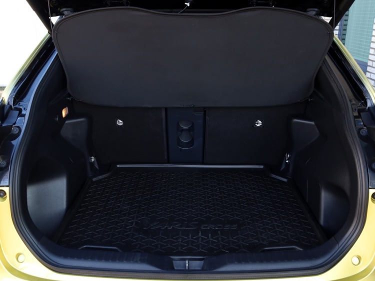 Toyota Yaris Cross 1.5 Hybrid Launch Edition | Bi-Tone | Leder | JBL Audio