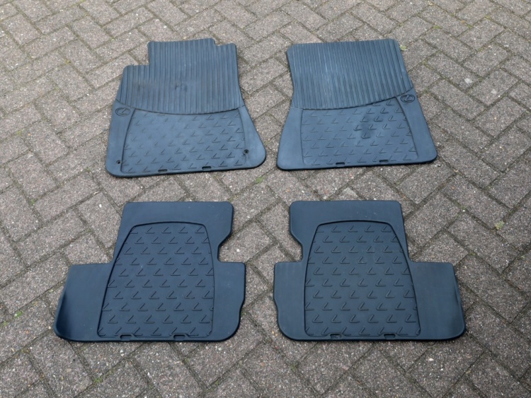 Lexus IS Cabriolet 250C Luxury | Leder | Navigatie | Stoelverwarming