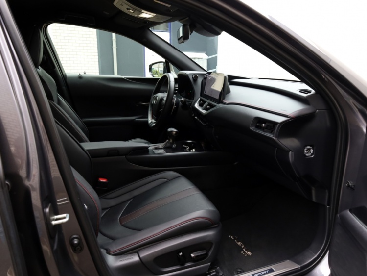 Lexus UX 250h F Sport Line Premium | Head-Up | Vol Leder