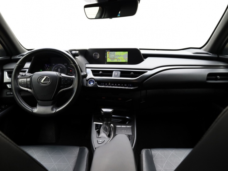 Lexus UX 250h Luxury Line | Leder | Head-up | Dodehoek