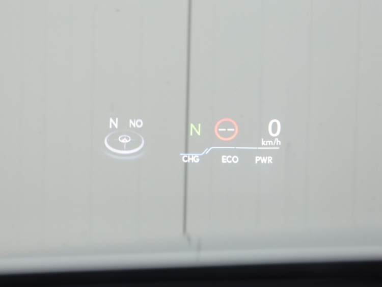 Lexus UX 250h Luxury Line | Leder | Head-up | Dodehoek