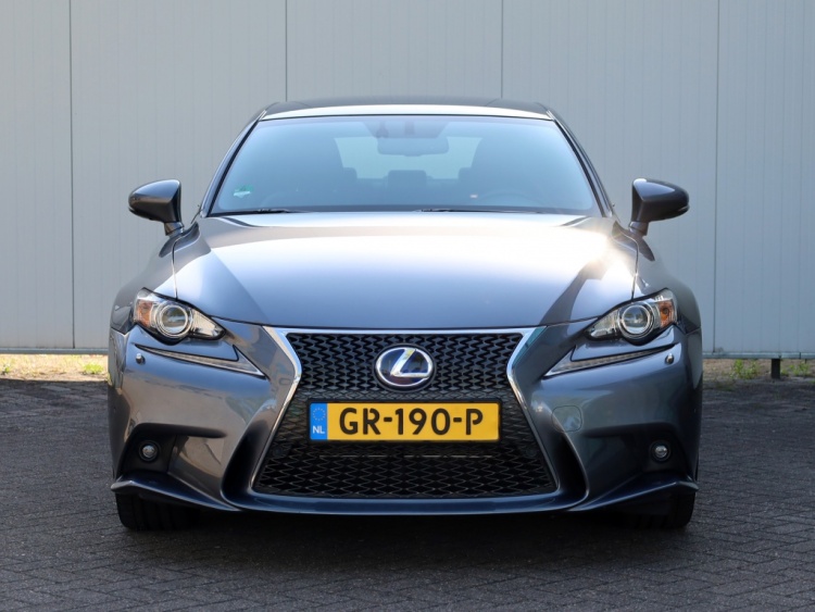 Lexus IS 300h F Sport Line | Premium Audio | Stoelverwarming | Parkeersen
