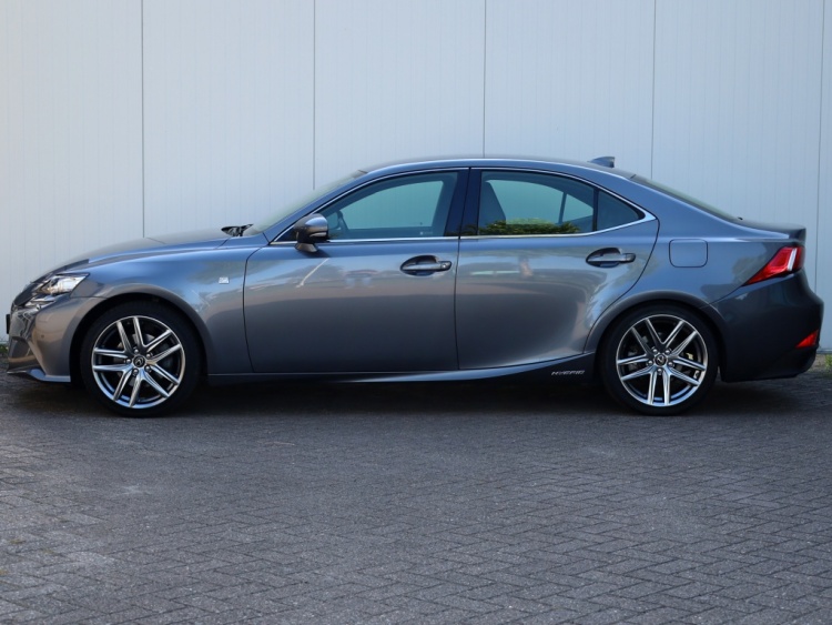 Lexus IS 300h F Sport Line | Premium Audio | Stoelverwarming | Parkeersen