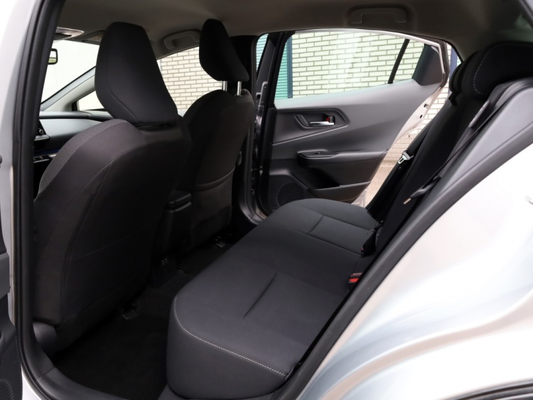 Toyota Prius 2.0 Plug-in Executive | El. Achterklep | Stoel/Stuurwielverwarm