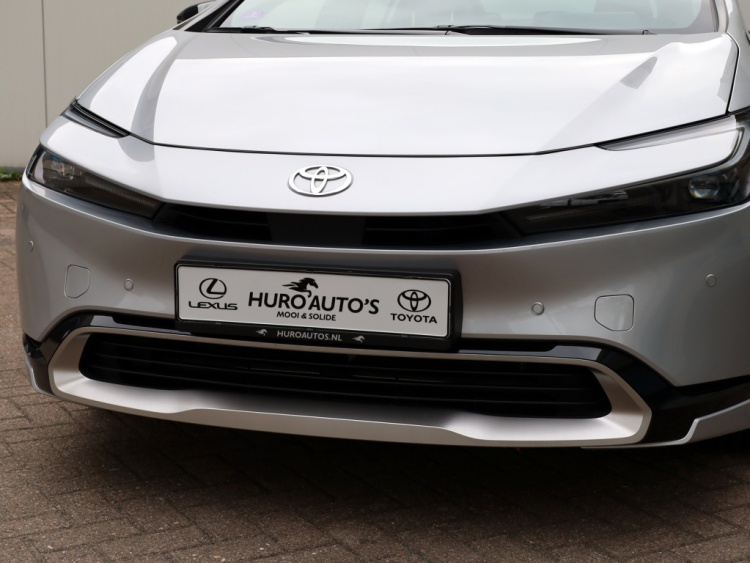 Toyota Prius 2.0 Plug-in Executive | El. Achterklep | Stoel/Stuurwielverwarm