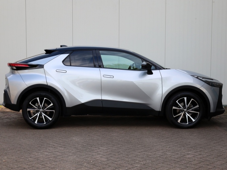 Toyota C-HR 2.0 Hybrid 200 Dynamic | Stoelverwarming | El. Achterklep |