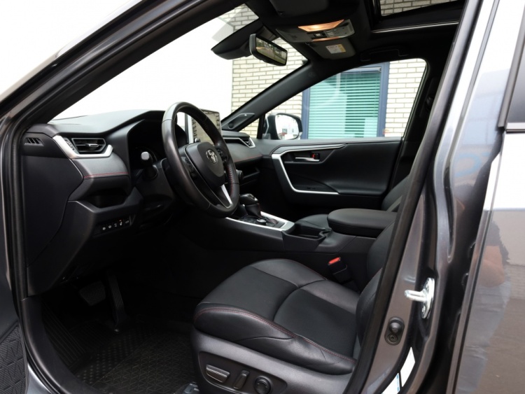 Toyota RAV4 2.5 Plug-in Hybride Bi-Tone+ | Head-up | Panoramadak | Stoelvent