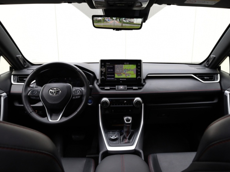 Toyota RAV4 2.5 Plug-in Hybride Bi-Tone+ | Head-up | Panoramadak | Stoelvent