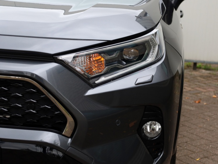 Toyota RAV4 2.5 Plug-in Hybride Bi-Tone+ | Head-up | Panoramadak | Stoelvent