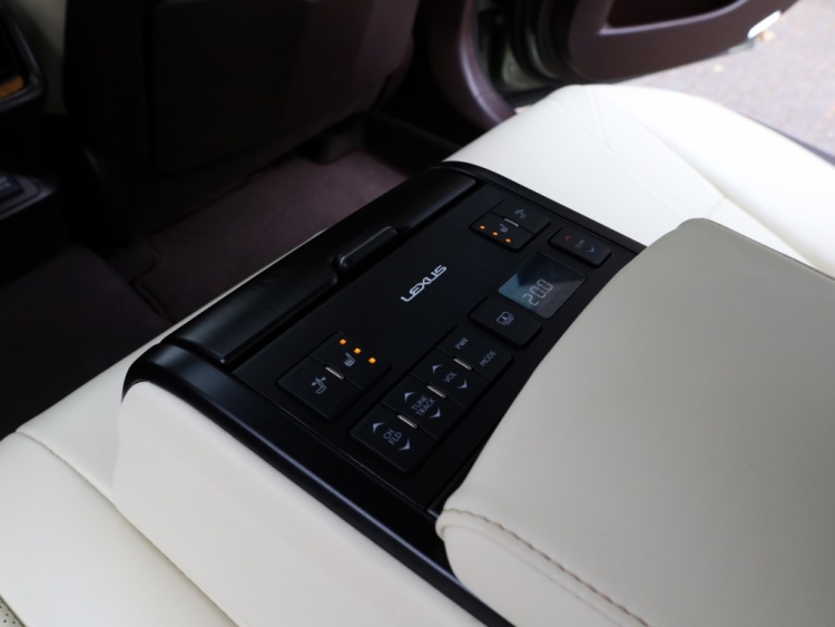 Lexus ES 300h President Line | Mark Levinson | Stoelventilatie | 360 Came