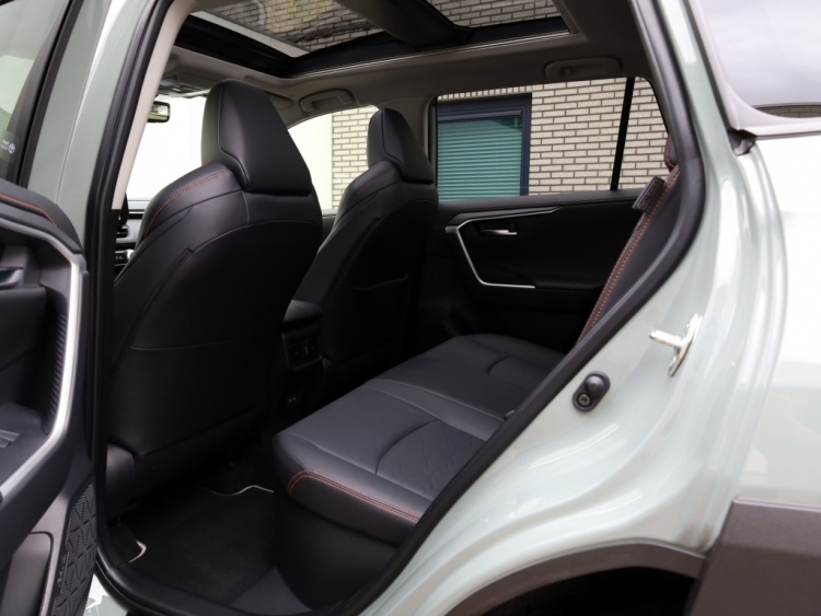 Toyota RAV4 2.5 Hybrid AWD Adventure | Panoramadak | 360 Camera | JBL