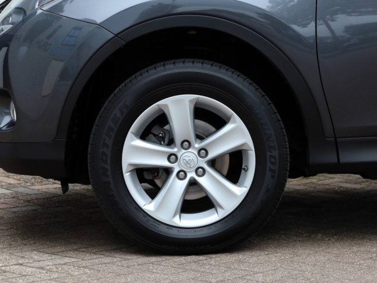 Toyota RAV4 2.0 Executive Business 4WD | Leder | 2000 KG trekgewicht