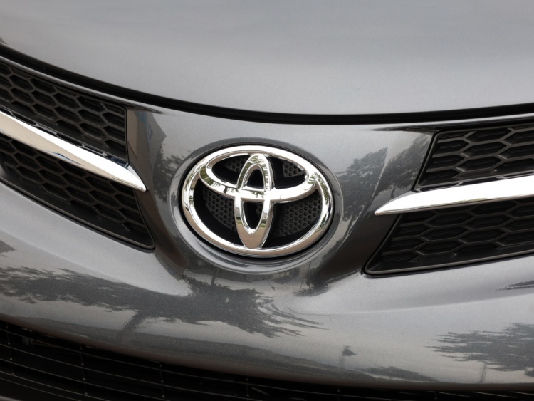 Toyota RAV4 2.0 Executive Business 4WD | Leder | 2000 KG trekgewicht