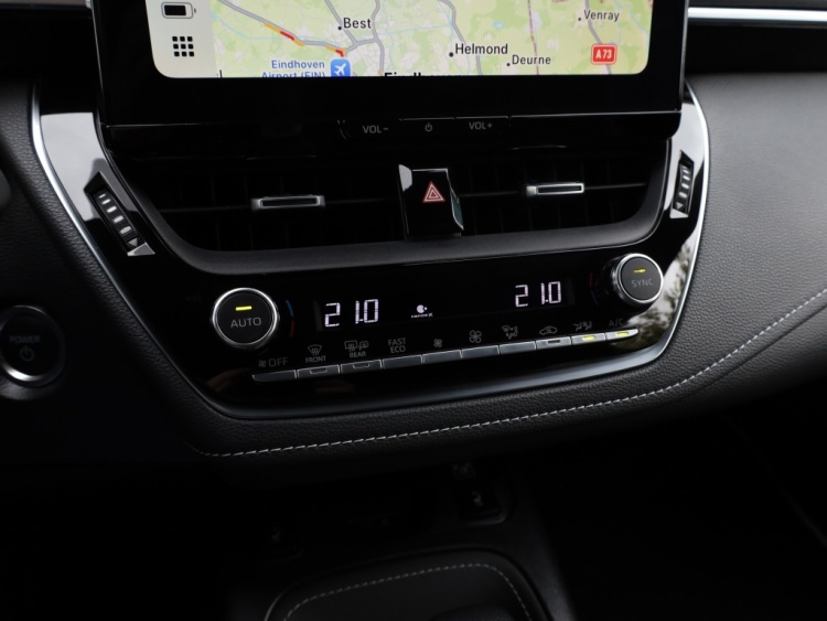 Toyota Corolla Touring Sports Hybrid 200 Dynamic | Full LED | Stoelverwarming | El. Achterklep