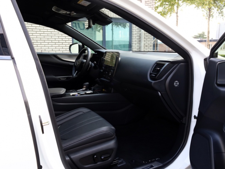 Lexus NX 450h+ AWD F Sport Line | Head-Up | Adaptief onderstel | 360 Cam