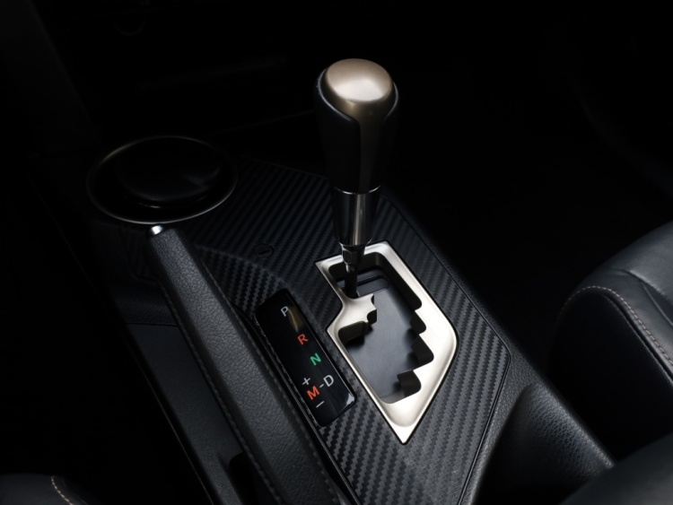 Toyota RAV4 2.0 Executive Business 4WD Automaat | Leder | Dodehoek | Trekhaa