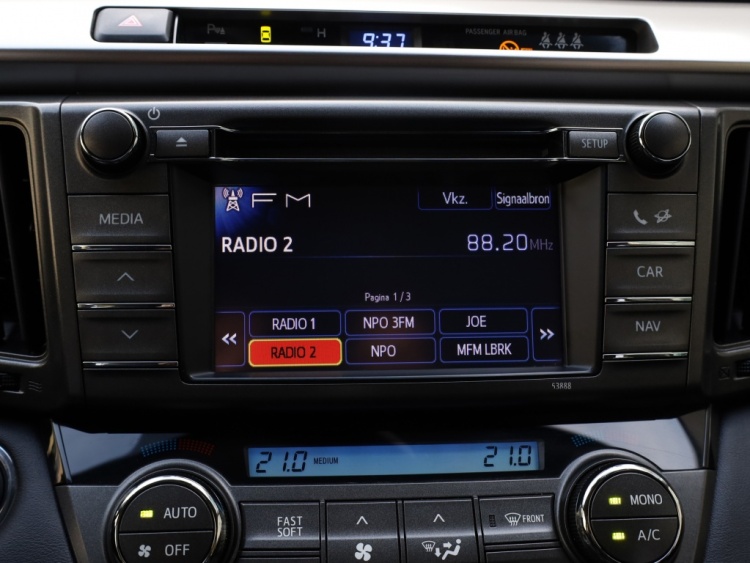 Toyota RAV4 2.0 Executive Business 4WD Automaat | Leder | Dodehoek | Trekhaa