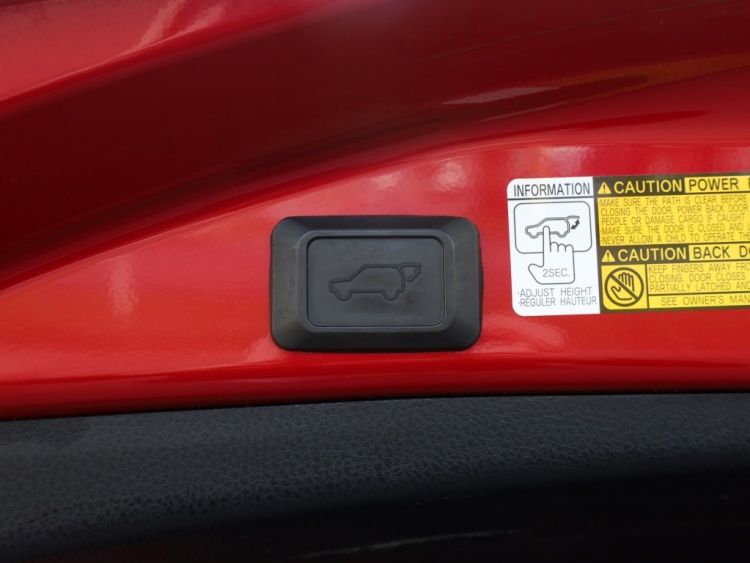 Toyota RAV4 2.0 Executive Business 4WD Automaat | Leder | Dodehoek | Trekhaa