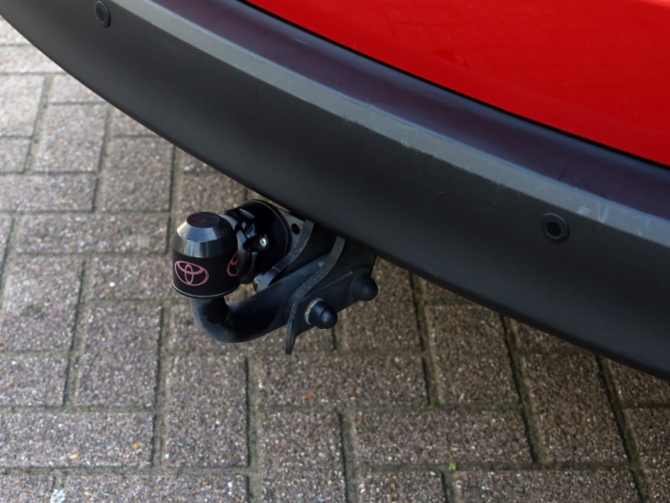 Toyota RAV4 2.0 Executive Business 4WD Automaat | Leder | Dodehoek | Trekhaa