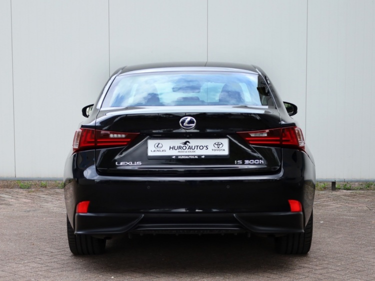 Lexus IS 300h F Sport Line | Stoelventilatie | Leder | Elektrische Stoele