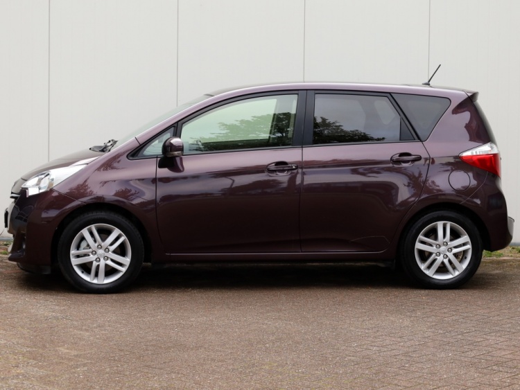 Toyota Verso-S 1.3 VVT-i Dynamic Automaat | Panoramadak | Clima | Trekhaak