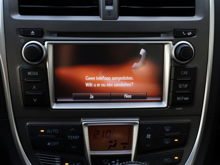 Toyota Verso-S 1.3 VVT-i Dynamic Automaat | Panoramadak | Clima | Trekhaak