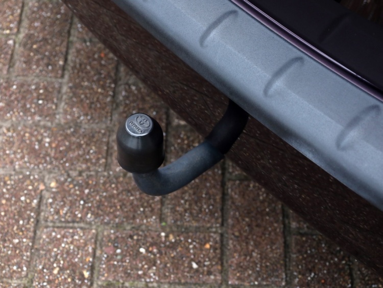 Toyota Verso-S 1.3 VVT-i Dynamic Automaat | Panoramadak | Clima | Trekhaak