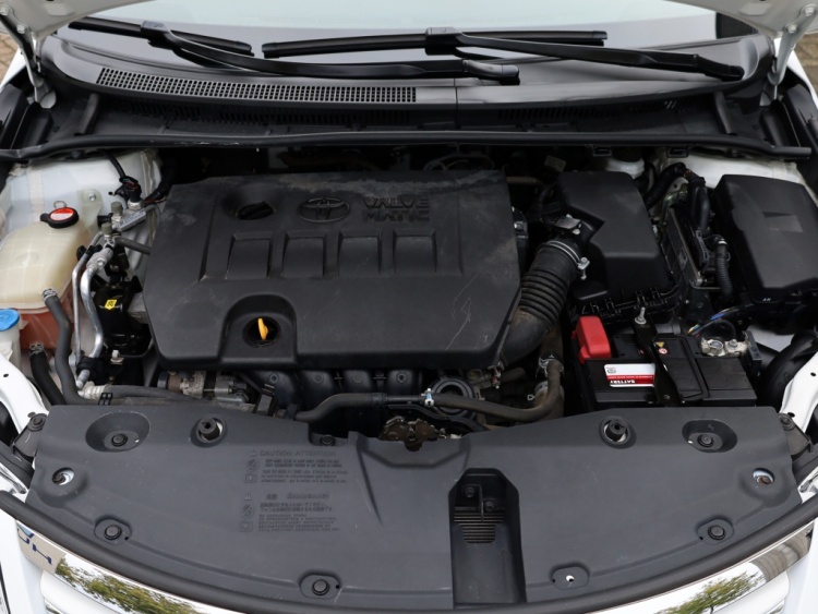 Toyota Avensis wagon 1.6 VVTi Business | Panoramadak | Clima | Cruise