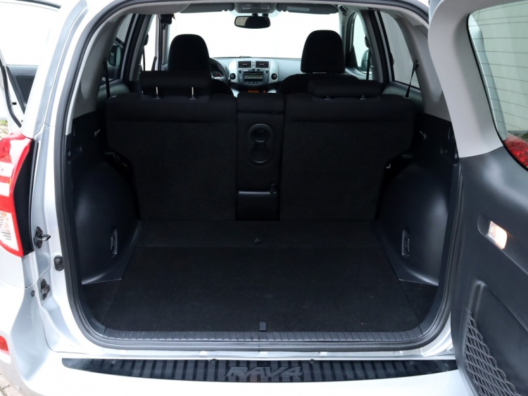 Toyota RAV4 2.0 VVTi Dynamic 2WD | Clima | Cruise | 2000 KG trekgewicht