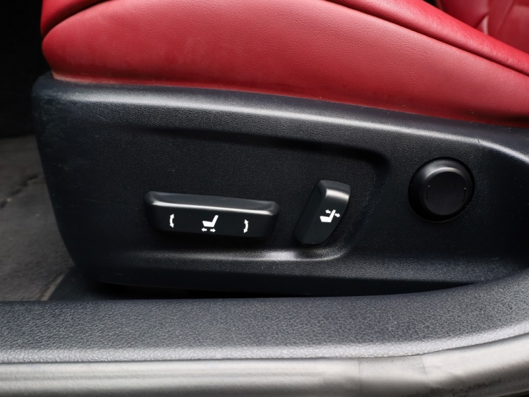 Lexus IS 300h F Sport Line | Stoelventilatie | Leder | Elektrische Stoele