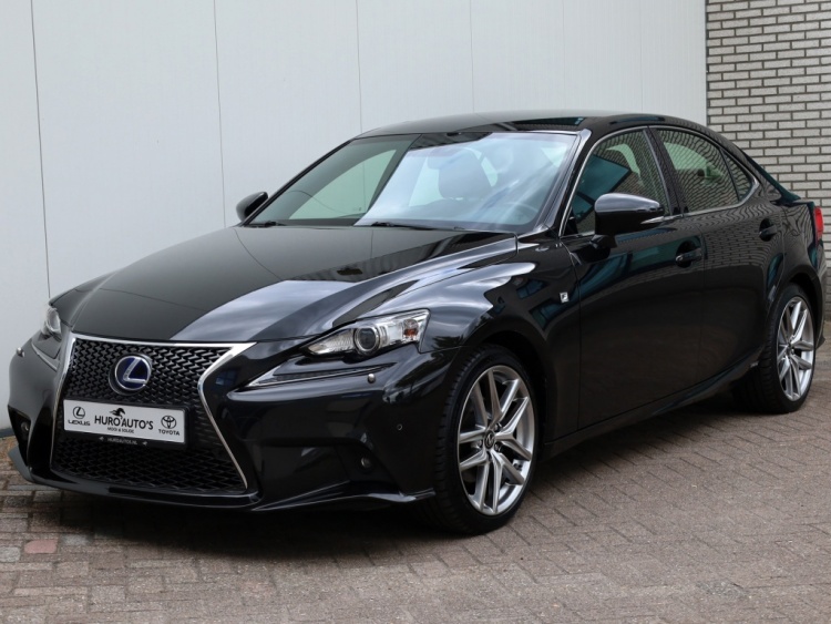 Lexus IS 300h F Sport Line | Stoelventilatie | Leder | Elektrische Stoele