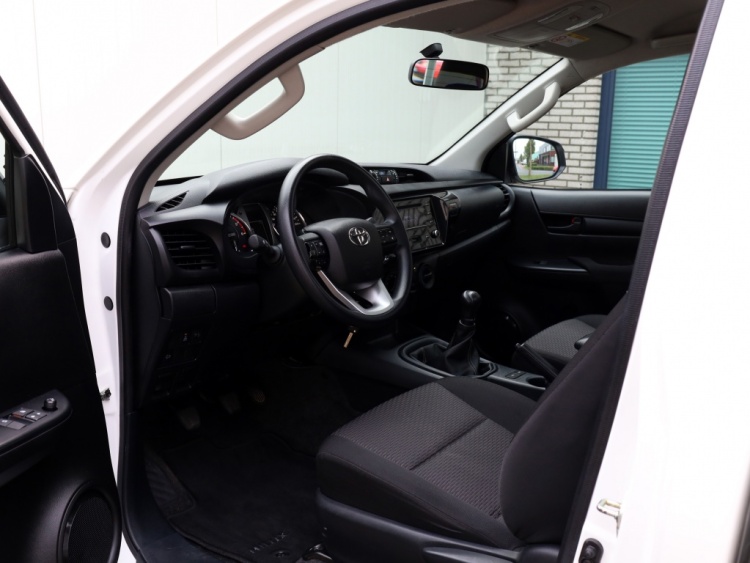 Toyota Hilux 2.4 D-4D 4WD Cool Comfort | Airco | Cruise | Trekhaak