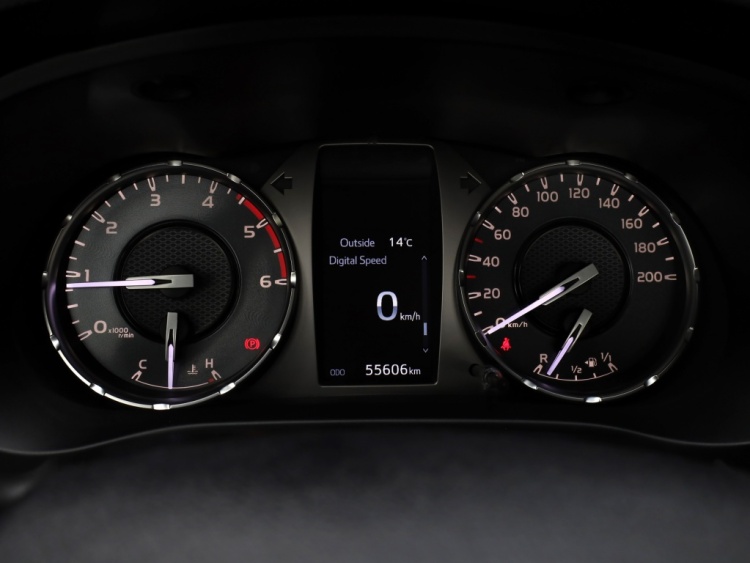 Toyota Hilux 2.4 D-4D 4WD Cool Comfort | Airco | Cruise | Trekhaak