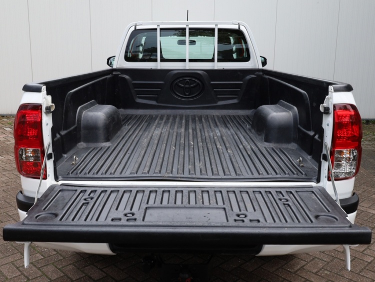 Toyota Hilux 2.4 D-4D 4WD Cool Comfort | Airco | Cruise | Trekhaak