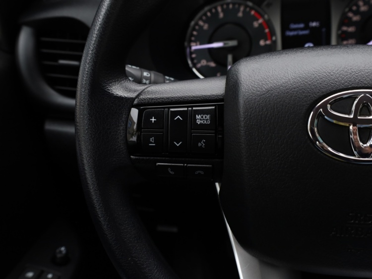 Toyota Hilux 2.4 D-4D 4WD Cool Comfort | Airco | Cruise | Trekhaak