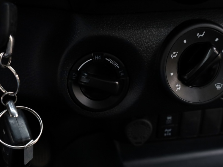 Toyota Hilux 2.4 D-4D 4WD Cool Comfort | Airco | Cruise | Trekhaak