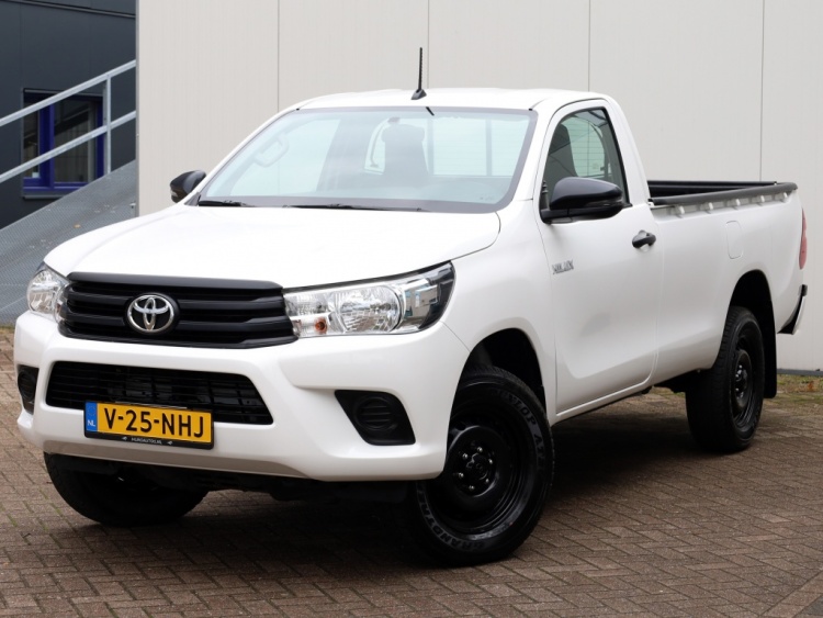 Toyota Hilux 2.4 D-4D 4WD Cool Comfort | Airco | Cruise | Trekhaak