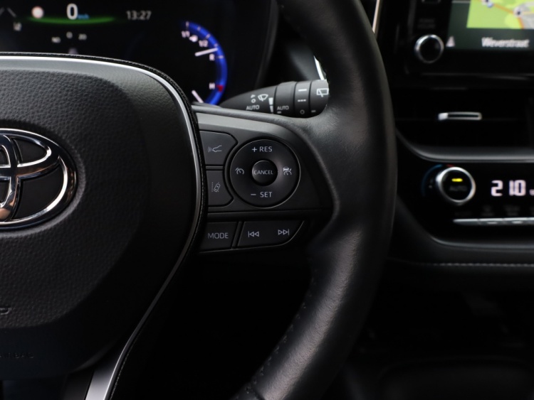 Toyota Corolla Touring Sports 2.0 Hybrid Trek | JBL | Full Led | Stoel/Stuurwiel verwarming