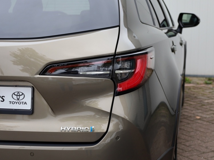 Toyota Corolla Touring Sports 2.0 Hybrid Trek | JBL | Full Led | Stoel/Stuurwiel verwarming