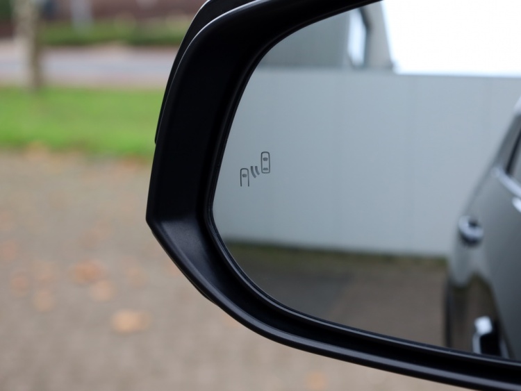 Toyota RAV4 2.5 Hybrid AWD Dynamic | Dodehoek | Digitale binnenspiegel