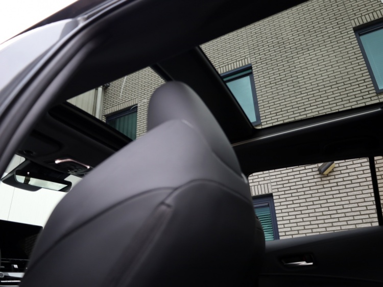 Toyota Corolla Touring Sports Hybrid 200 Executive | Panoramadak | JBL-Audio | Head-Up