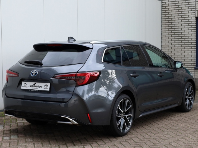 Toyota Corolla Touring Sports Hybrid 200 Executive | Panoramadak | JBL-Audio | Head-Up