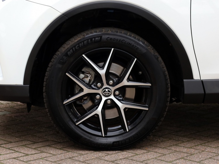 Toyota RAV4 2.5 Hybrid AWD Style | Leder/Alcantara | El. Achterklep