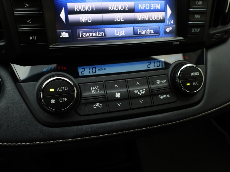 Toyota RAV4 2.5 Hybrid AWD Style | Leder/Alcantara | El. Achterklep