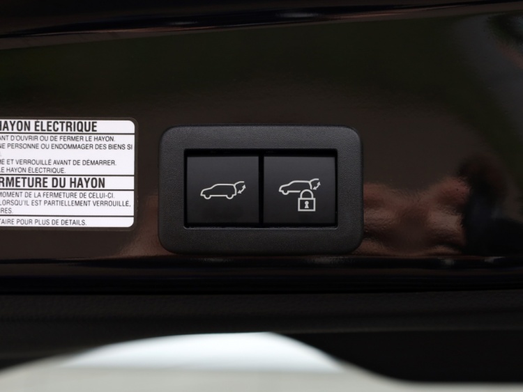 Toyota Yaris Cross 1.5 Hyb 130 GR Sport | Nieuw | Bi-Tone | El. Achterklep